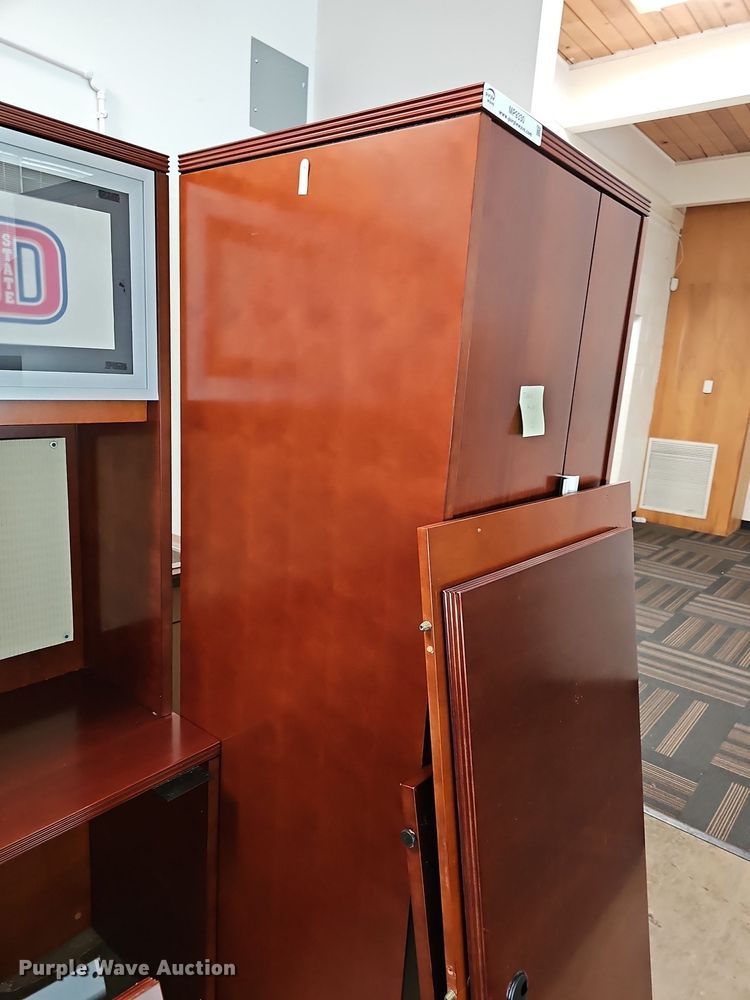 image for item MP9330 Office furniture