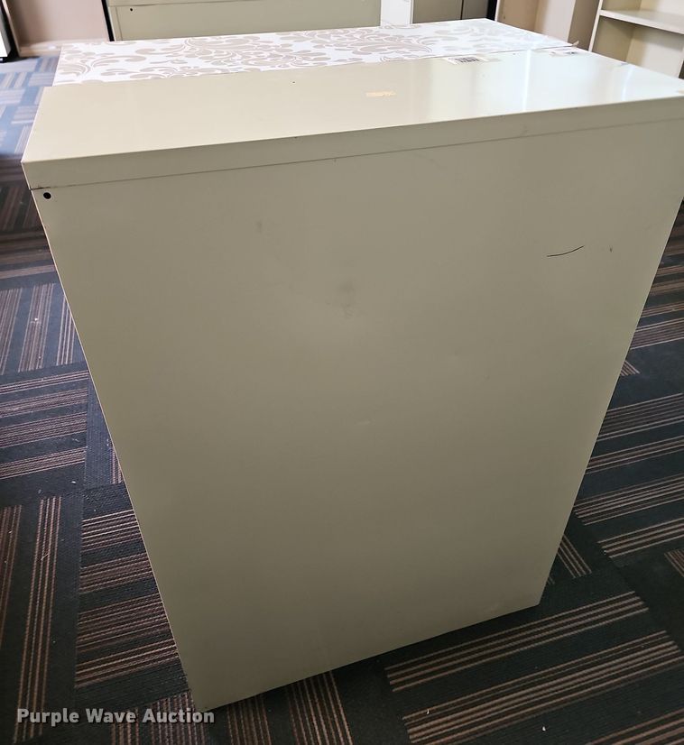 image for item MP9357 Office furniture