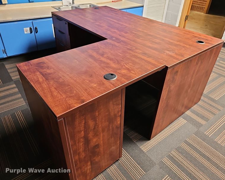 image for item MP9373 Office furniture