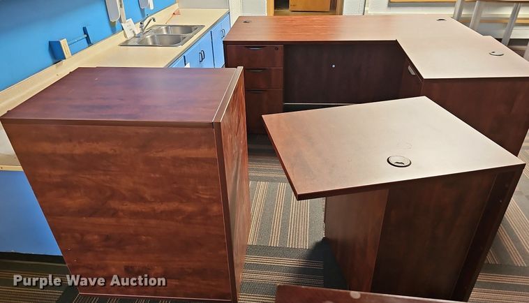 image for item MP9373 Office furniture