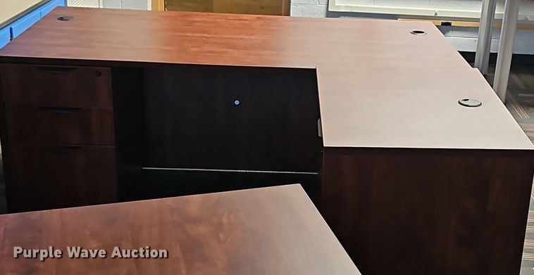 image for item MP9373 Office furniture