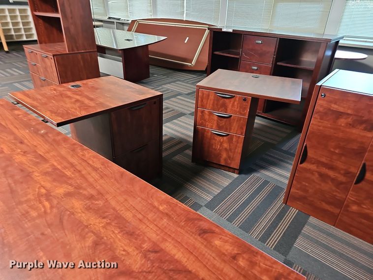 image for item MP9373 Office furniture