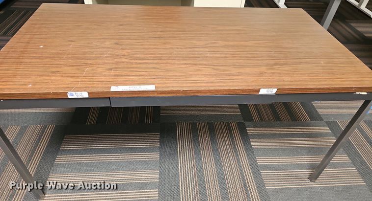 image for item MP9379 (6) desks