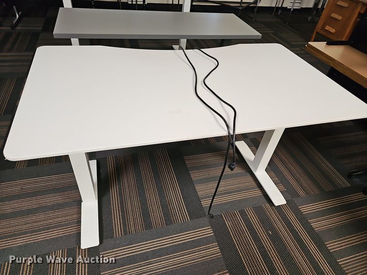 image for item MP9379 (6) desks