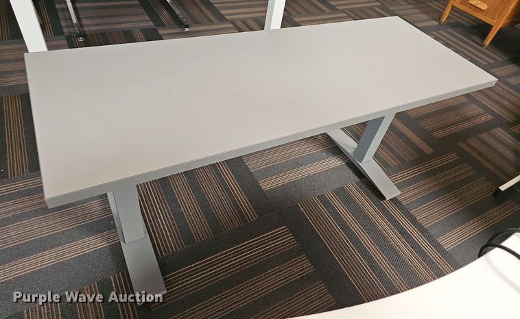 image for item MP9379 (6) desks