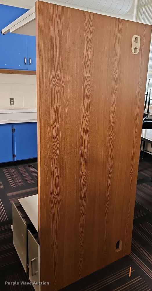 image for item MP9379 (6) desks