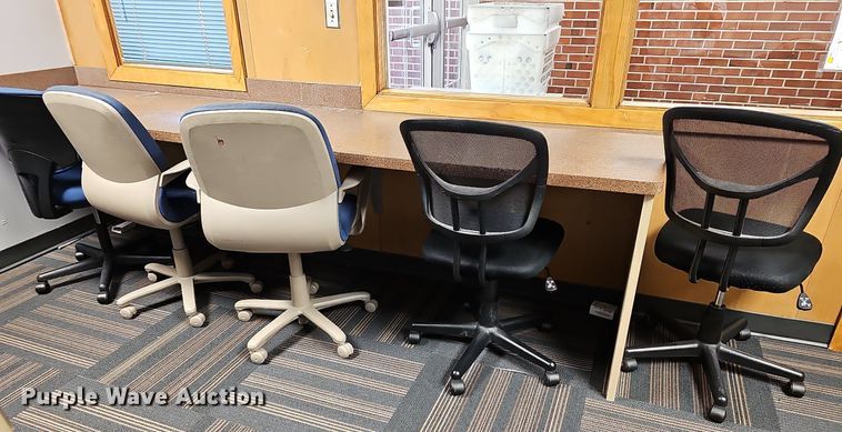 image for item MP9384 Approximately 25 office chairs