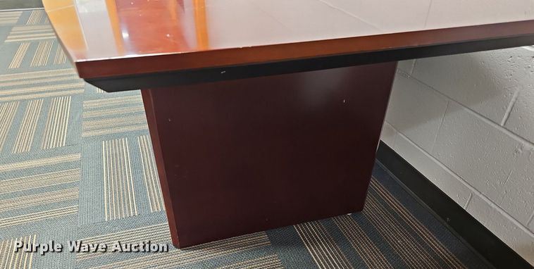 image for item MP9385 Conference table