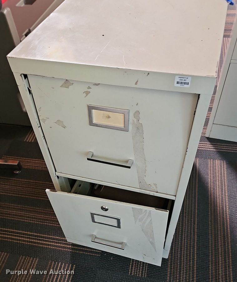 image for item MP9387 (8) metal file cabinets
