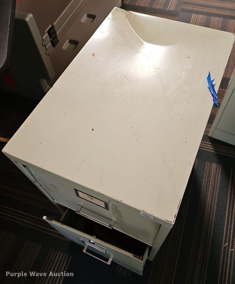 image for item MP9387 (8) metal file cabinets