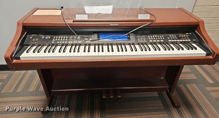image for item MP9389 Technics SZPR604  piano
