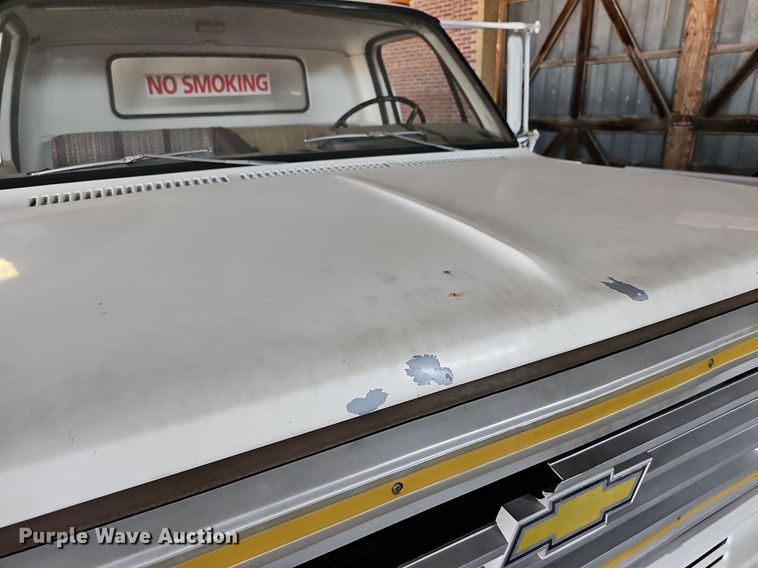 image for item MP9393 1986 Chevrolet C70  fuel truck