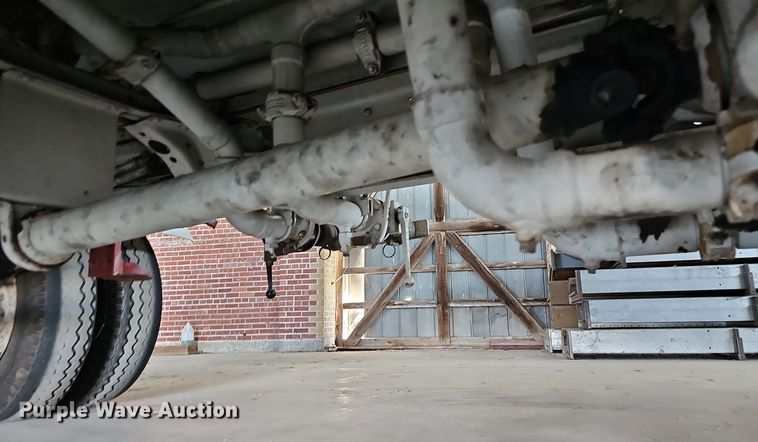 image for item MP9393 1986 Chevrolet C70  fuel truck