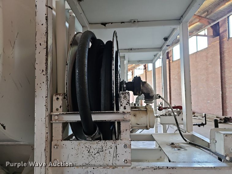 image for item MP9393 1986 Chevrolet C70  fuel truck