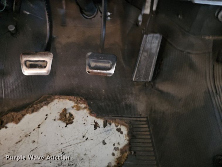 image for item MP9393 1986 Chevrolet C70  fuel truck