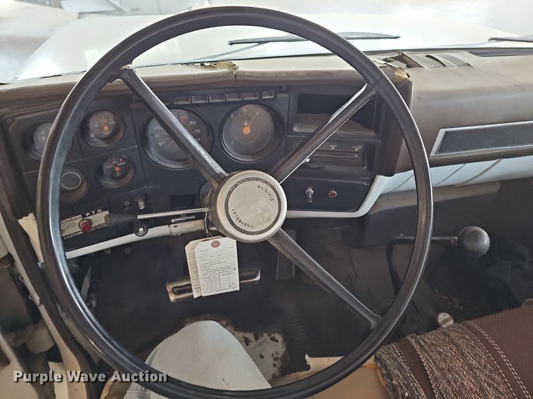 image for item MP9393 1986 Chevrolet C70  fuel truck