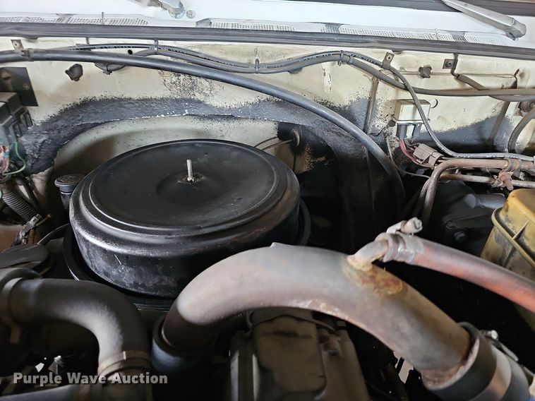 image for item MP9393 1986 Chevrolet C70  fuel truck