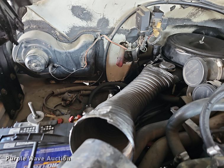 image for item MP9393 1986 Chevrolet C70  fuel truck