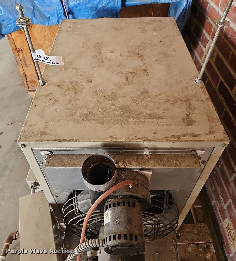 image for item MP9395 Lennox LF24-75A-2  propane heater