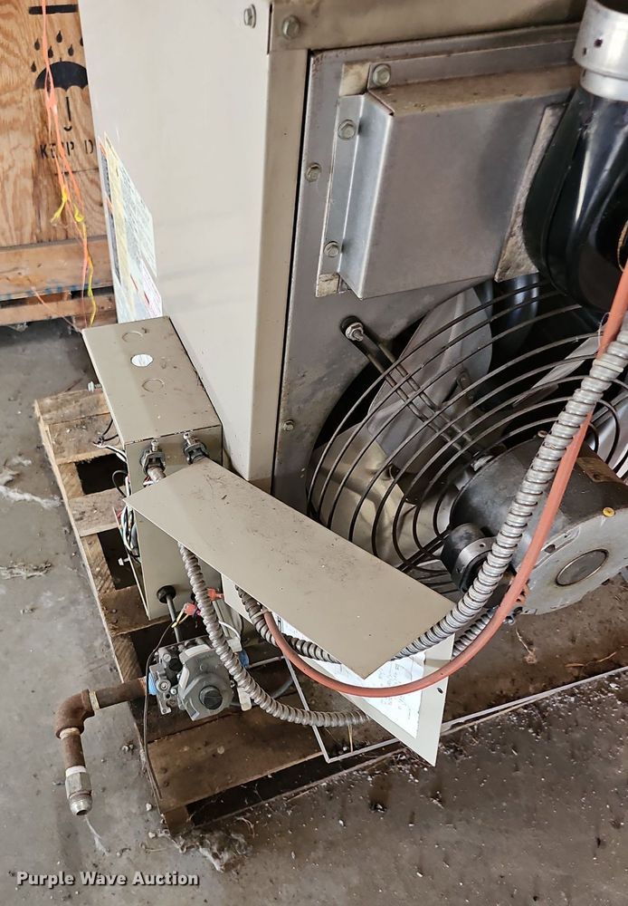 image for item MP9395 Lennox LF24-75A-2  propane heater