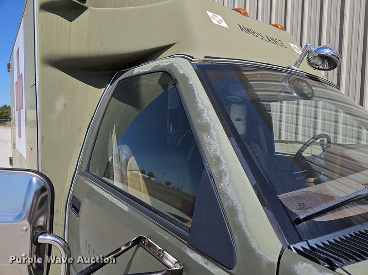 image for item MP9399 1990 Chevrolet C3500  ambulance
