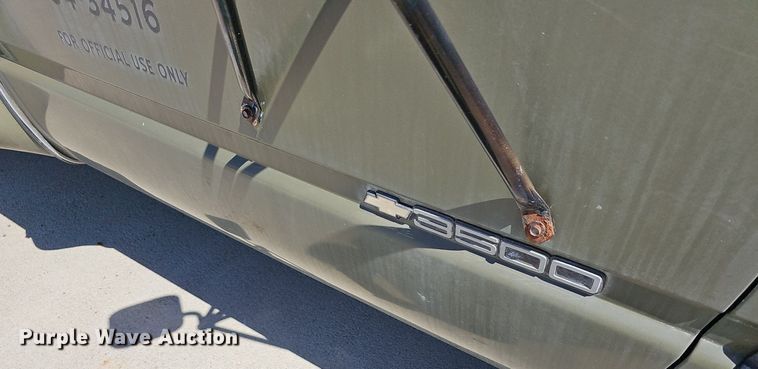 image for item MP9399 1990 Chevrolet C3500  ambulance