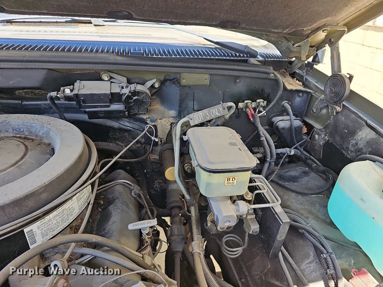 image for item MP9399 1990 Chevrolet C3500  ambulance