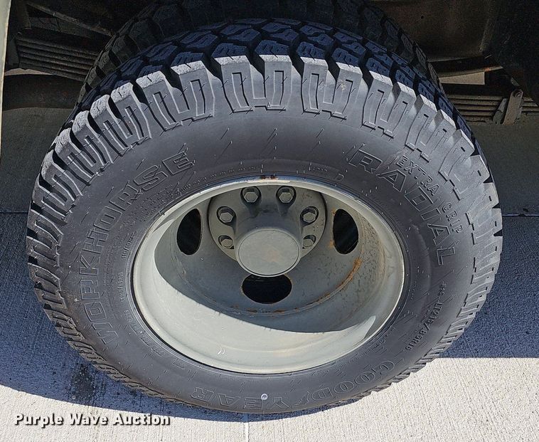 image for item MP9399 1990 Chevrolet C3500  ambulance