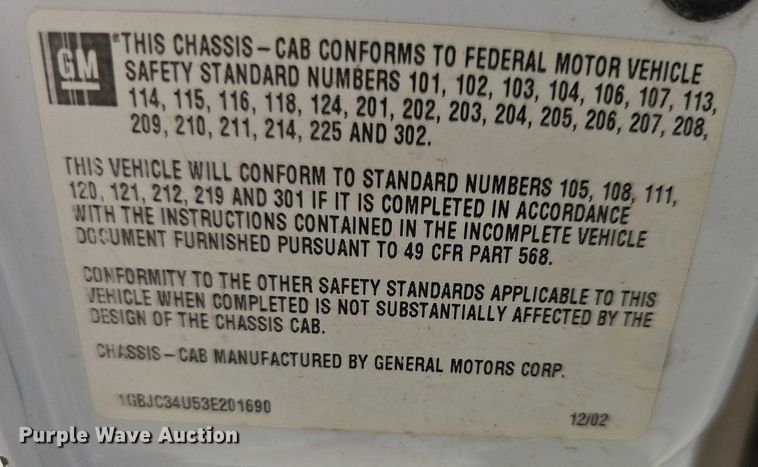 image for item MP9400 2003 Chevrolet Silverado 3500  flatbed pickup truck