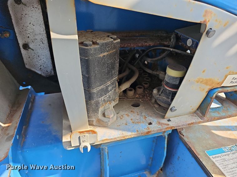 image for item MP9413 2008 Genie TZ 34/20  boom lift