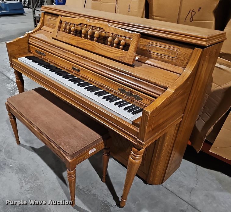 image for item MP9415 Kimball 4244   piano