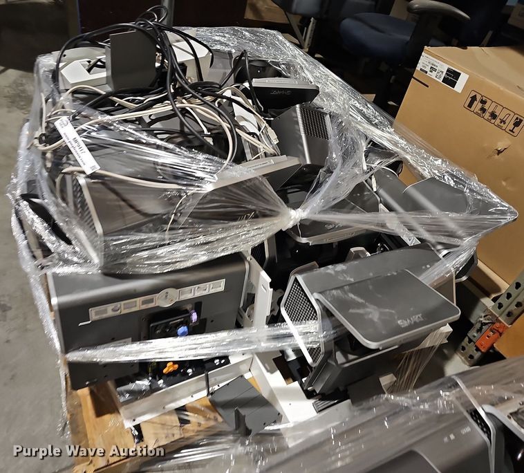 image for item MP9417 Approximately (16) Smart UX60 projectors