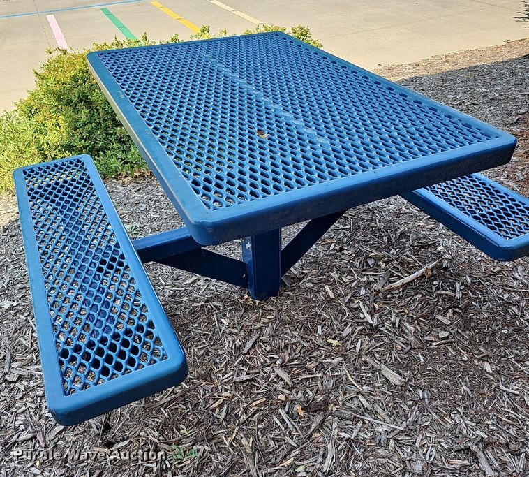 image for item MP9420 (2) Picnic tables