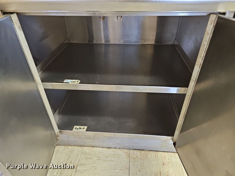 image for item MP9428 Restaurant equipment