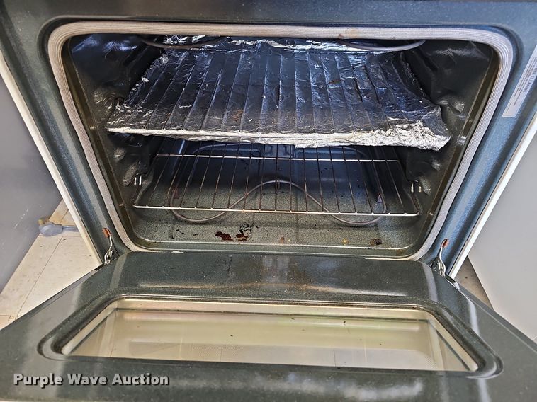 image for item MP9432 Estate  electric stove