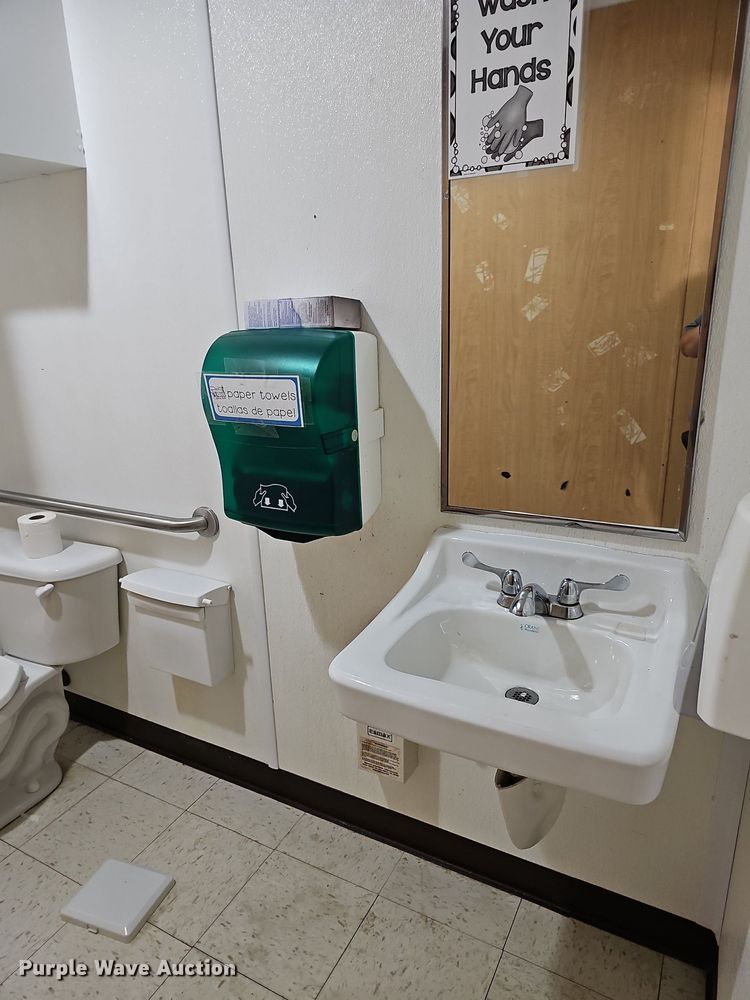 image for item MP9440 2008 Ramtech UHM32   modular classroom