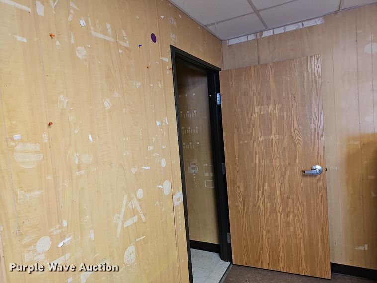 image for item MP9440 2008 Ramtech UHM32   modular classroom