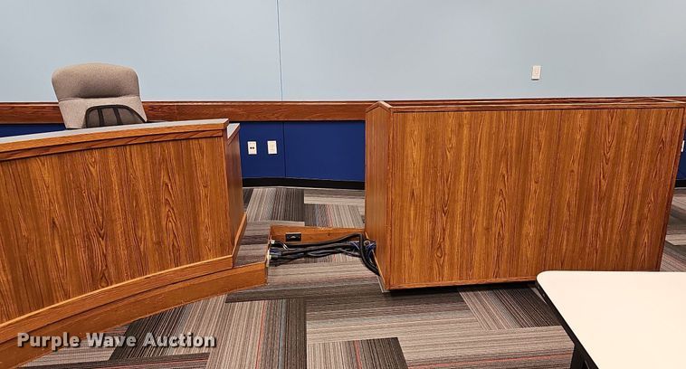 image for item MP9509 Boardroom conference furniture