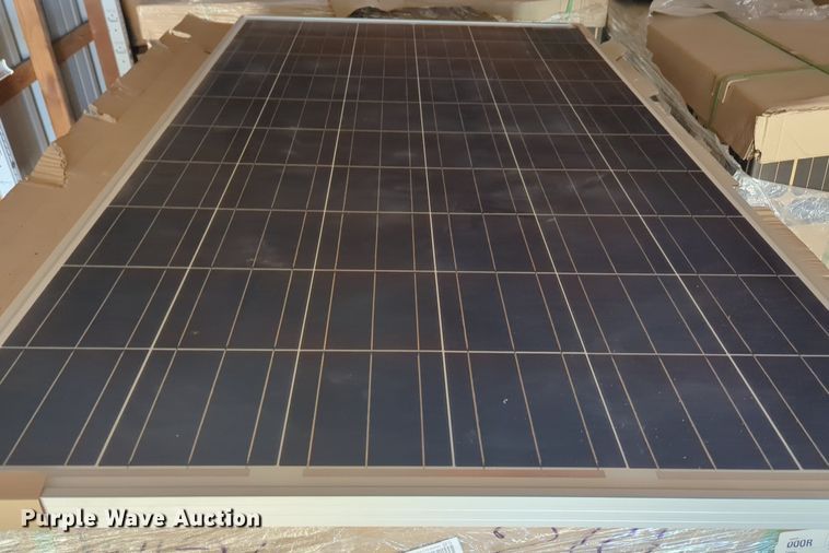 image for item MY9918 Approx. 75 Astronergy CHSM6610P solar panels