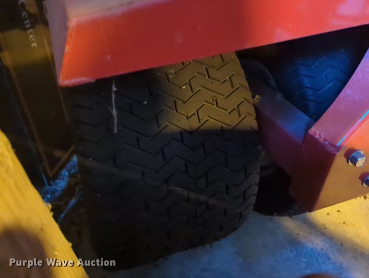 image for item MY9919 2014 Toro ProPass 200  top dresser