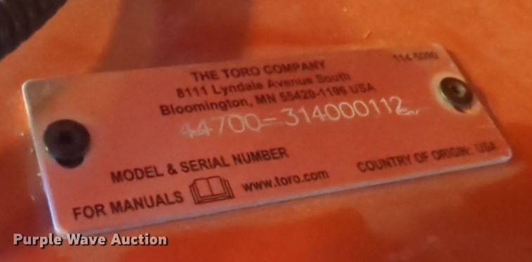 image for item MY9919 2014 Toro ProPass 200  top dresser