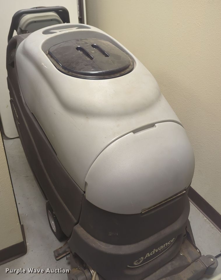 image for item MY9922 Advance Adphibian  floor scrubber