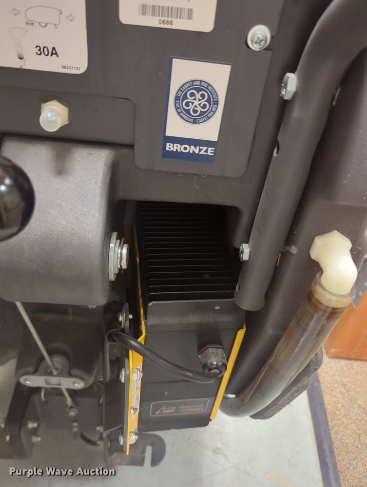 image for item MY9922 Advance Adphibian  floor scrubber