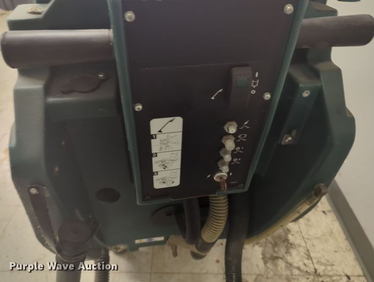 image for item MY9923 Nobles Strive  carpet extractor