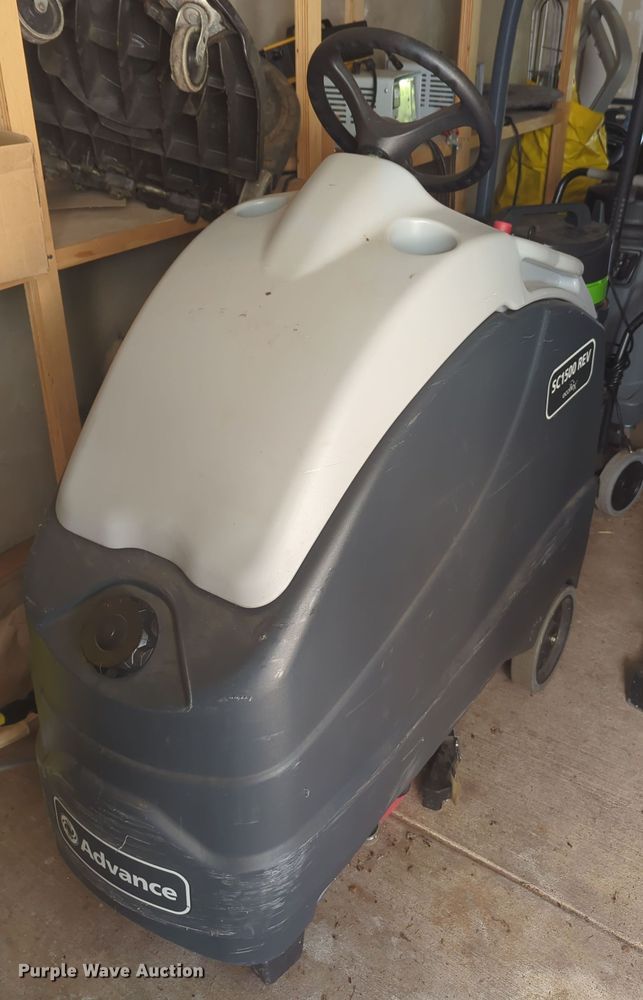 image for item MY9925 Advance SC1500REV  floor scrubber