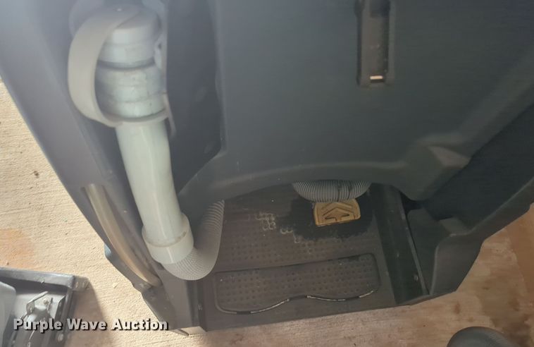 image for item MY9925 Advance SC1500REV  floor scrubber