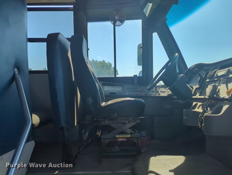 image for item MY9926 2009 Freightliner B2 school bus