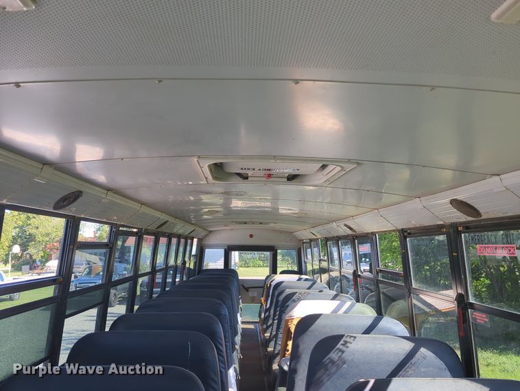 image for item MY9926 2009 Freightliner B2 school bus