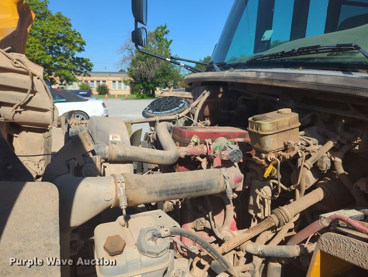 image for item MY9926 2009 Freightliner B2 school bus