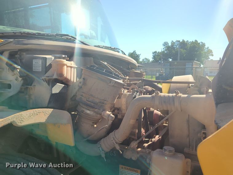 image for item MY9926 2009 Freightliner B2 school bus